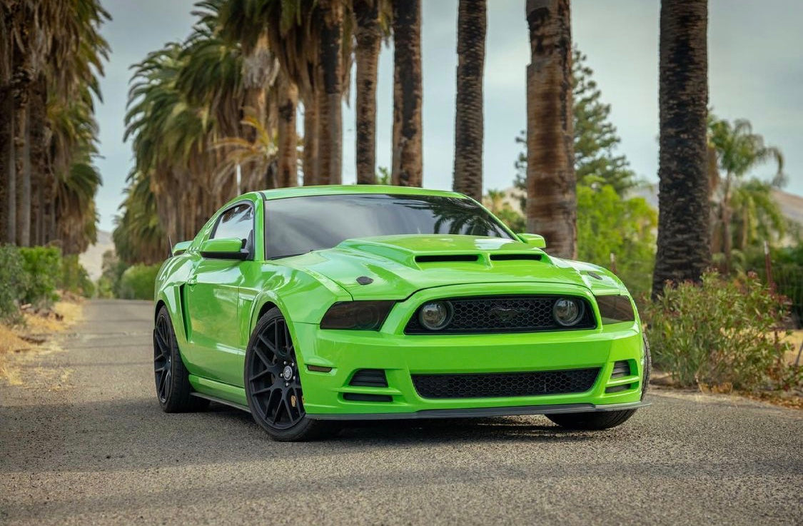 Pedders eXtreme XA Coilover Kit - Ford Mustang S197 2005-2014